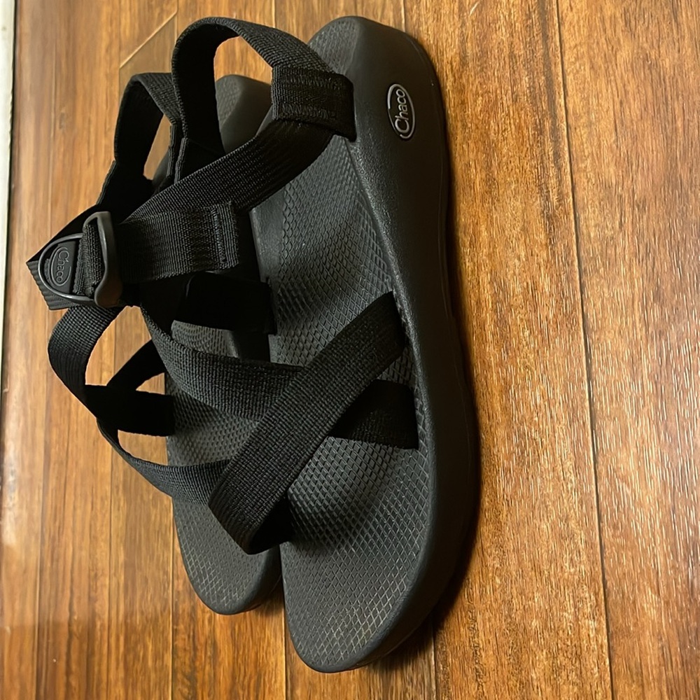 Men Chaco Sandals - size 10